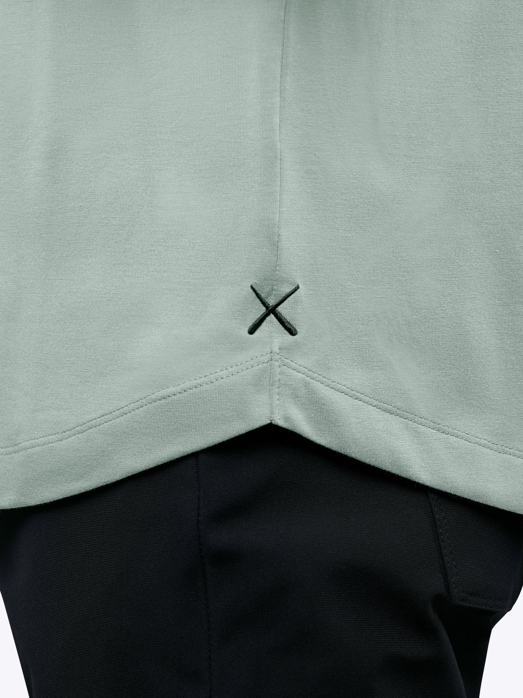 AO Curve-Hem Tee | Slate Grey Signature-Fit PYCA Pro® - Image 5