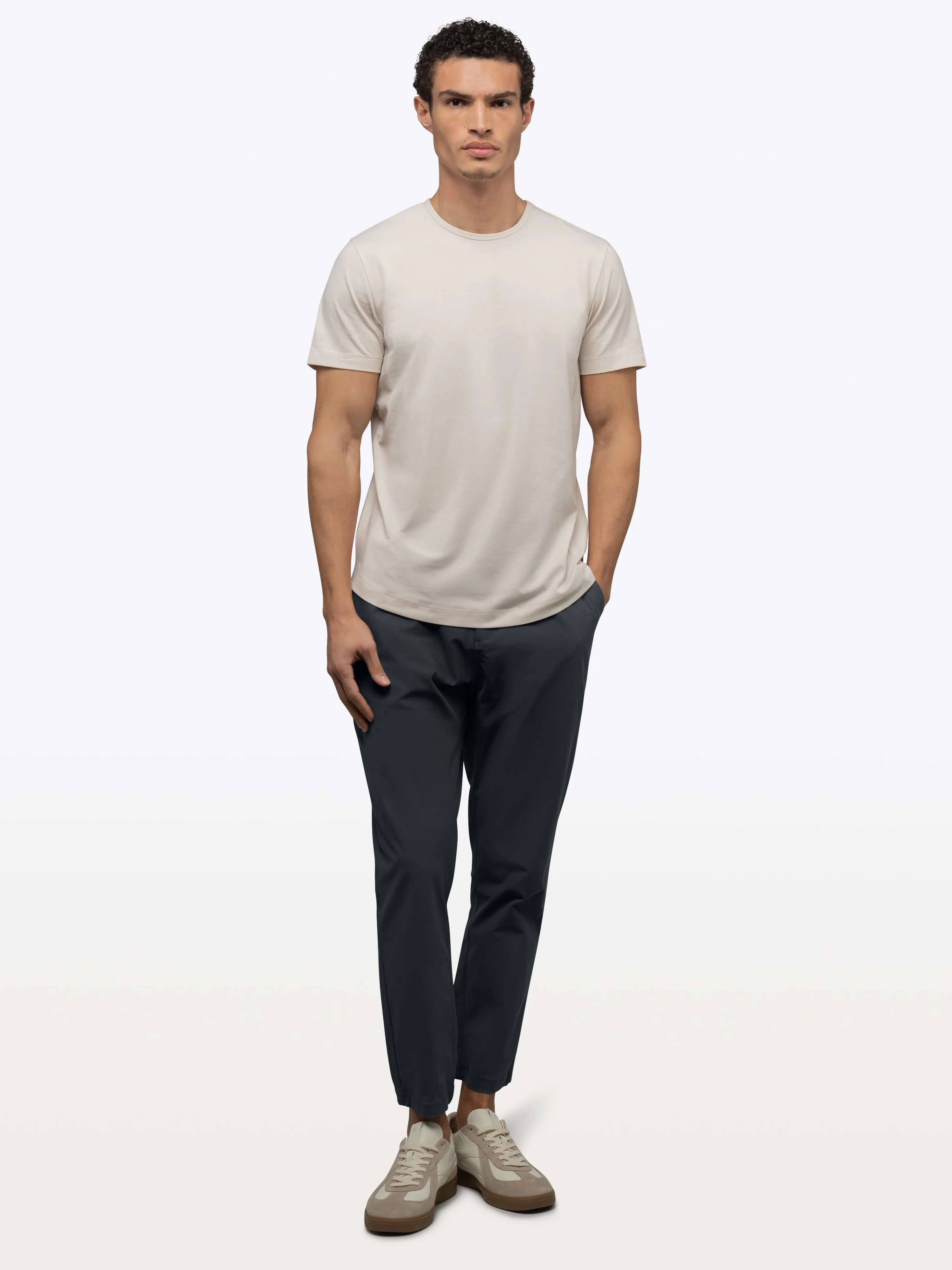 AO Jogger Pant 2.0 | Obsidian Straight-Leg Versaknit® - Image 3