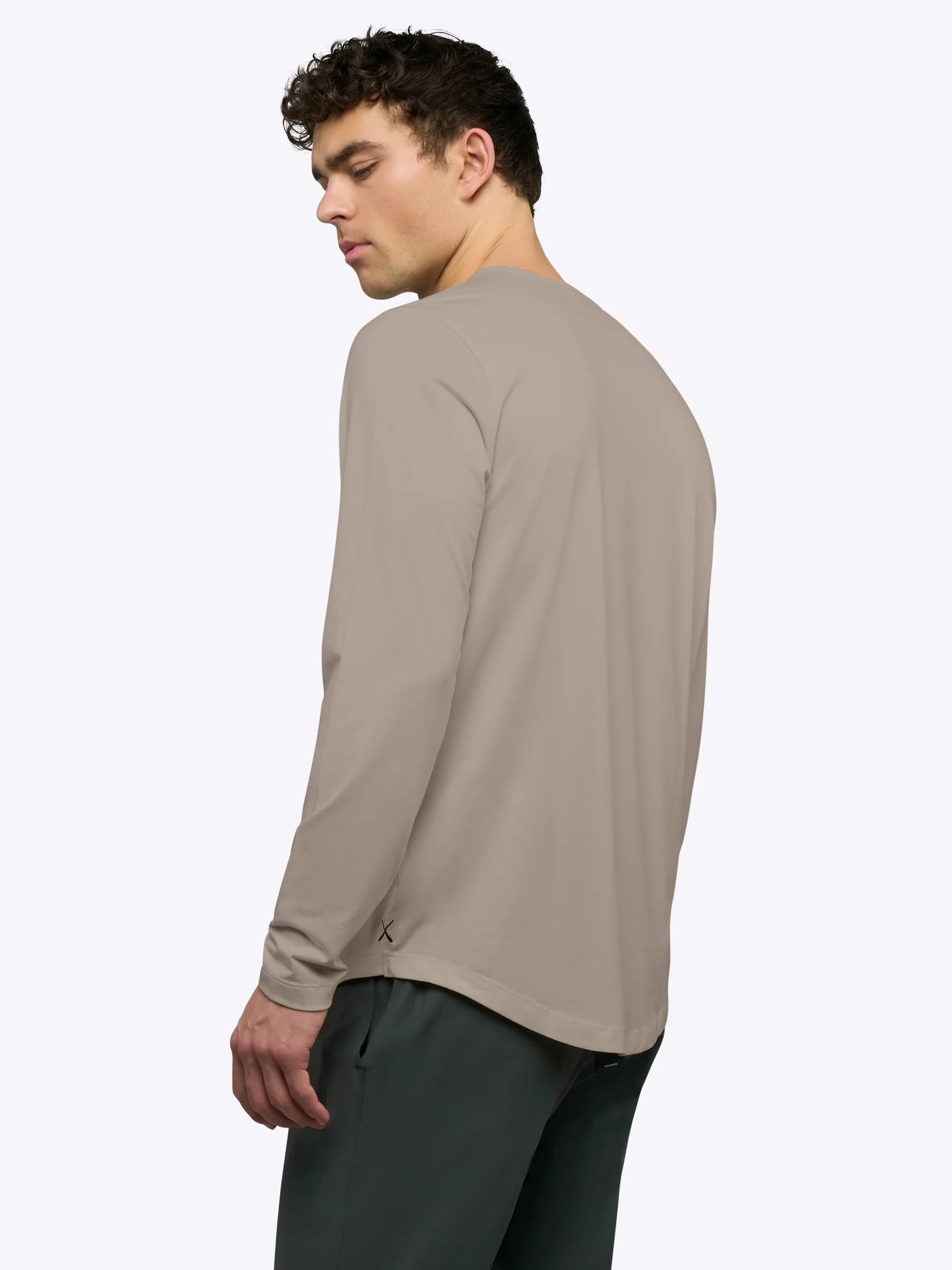 AO Long Sleeve Curve-Hem Tee | Pure Cashmere Signature-Fit PYCA Pro® - Image 3