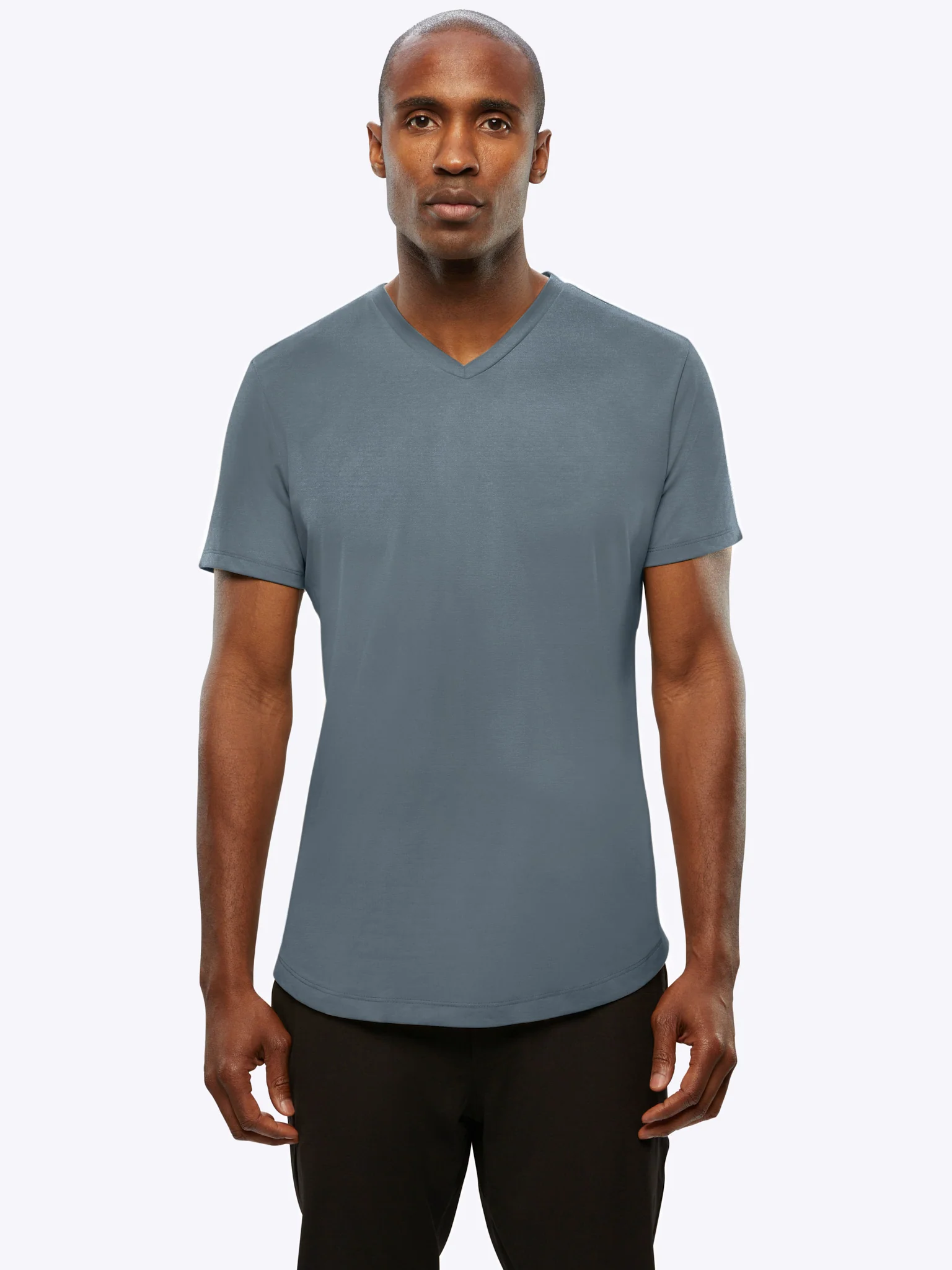 AO V-Neck Curve-Hem Tee | Ocean Storm Signature-fit PYCA Pro® - Image 2